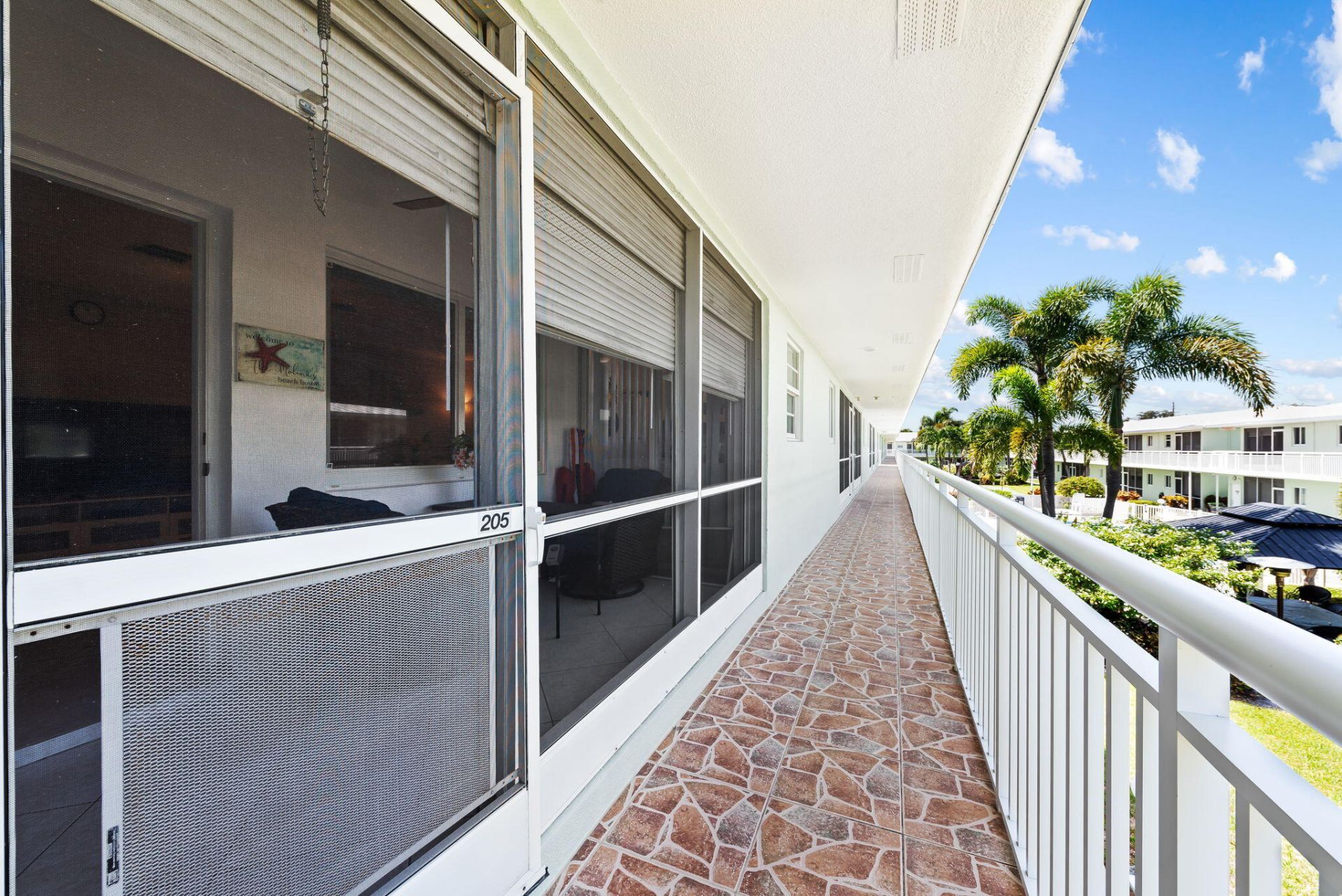 2100 NE 38th Street, Unit 205, Lighthouse Point, FL 33064 Photo