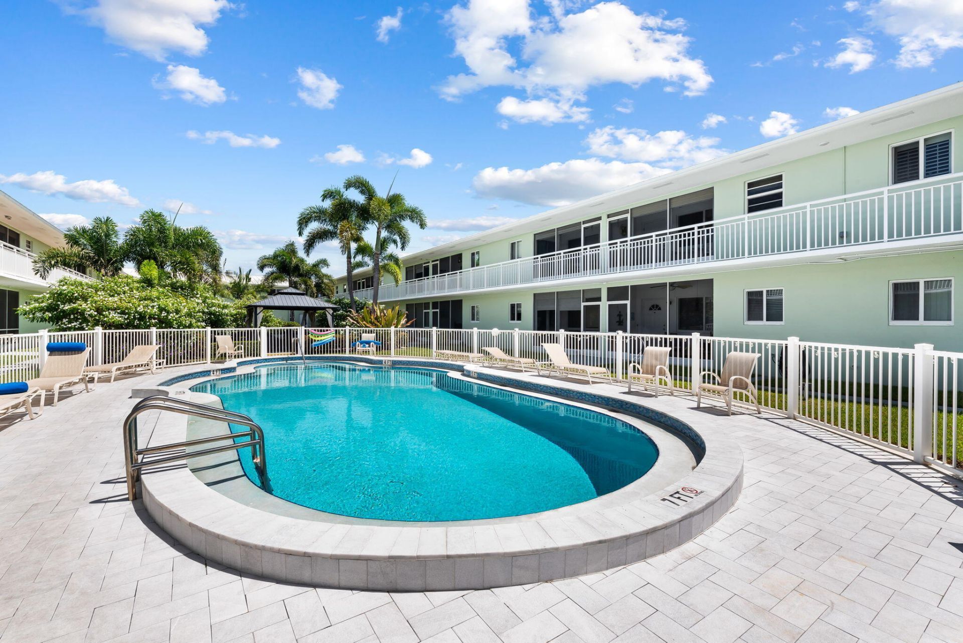 2100 NE 38th Street, Unit 205, Lighthouse Point, FL 33064 Photo