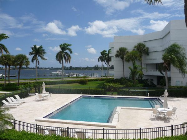 3701 S Flagler Drive, Unit A204, West Palm Beach, FL 33405