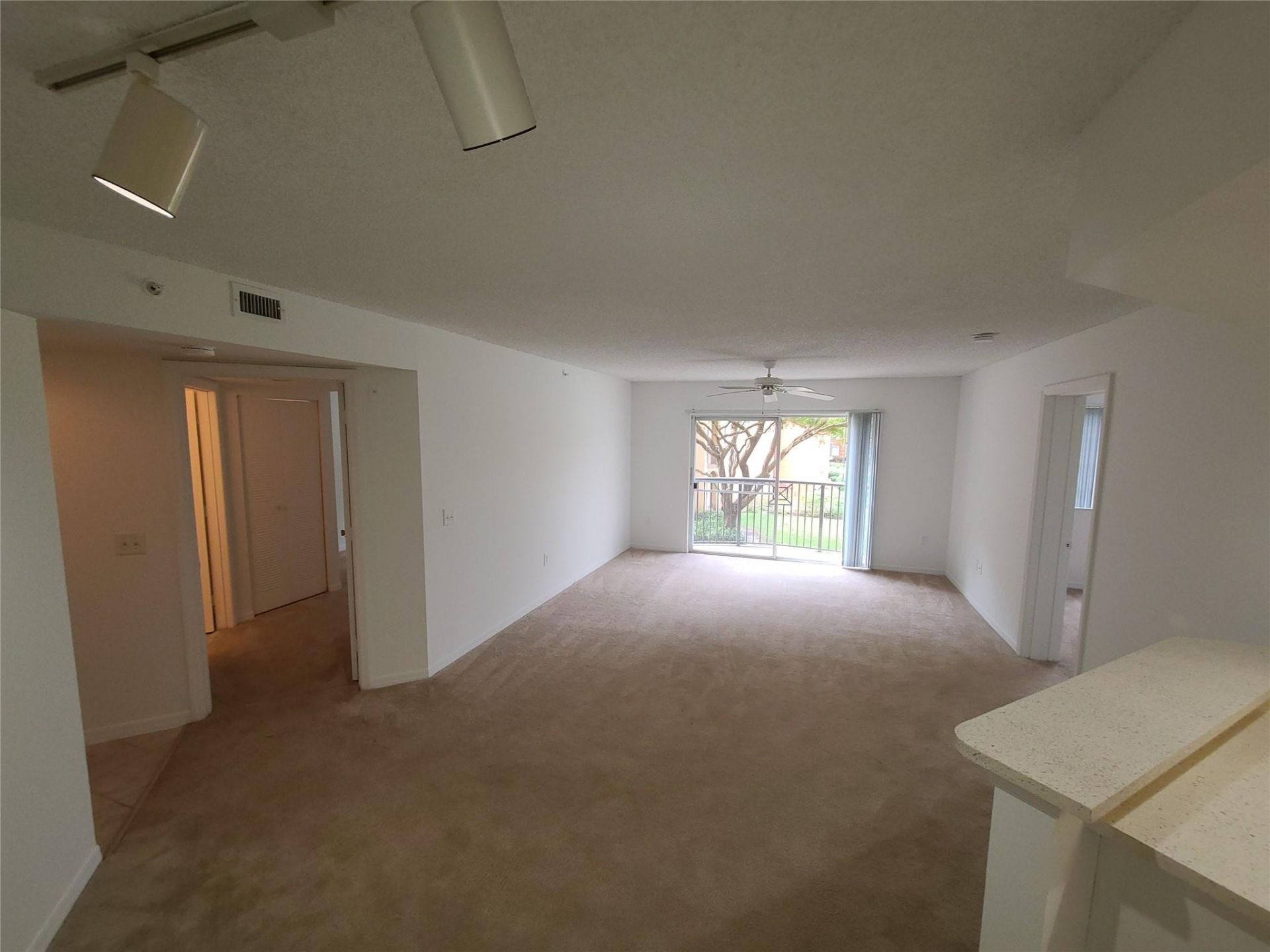 4159 N Haverhill Road, Unit 1316, West Palm Beach, FL 33417 Photo