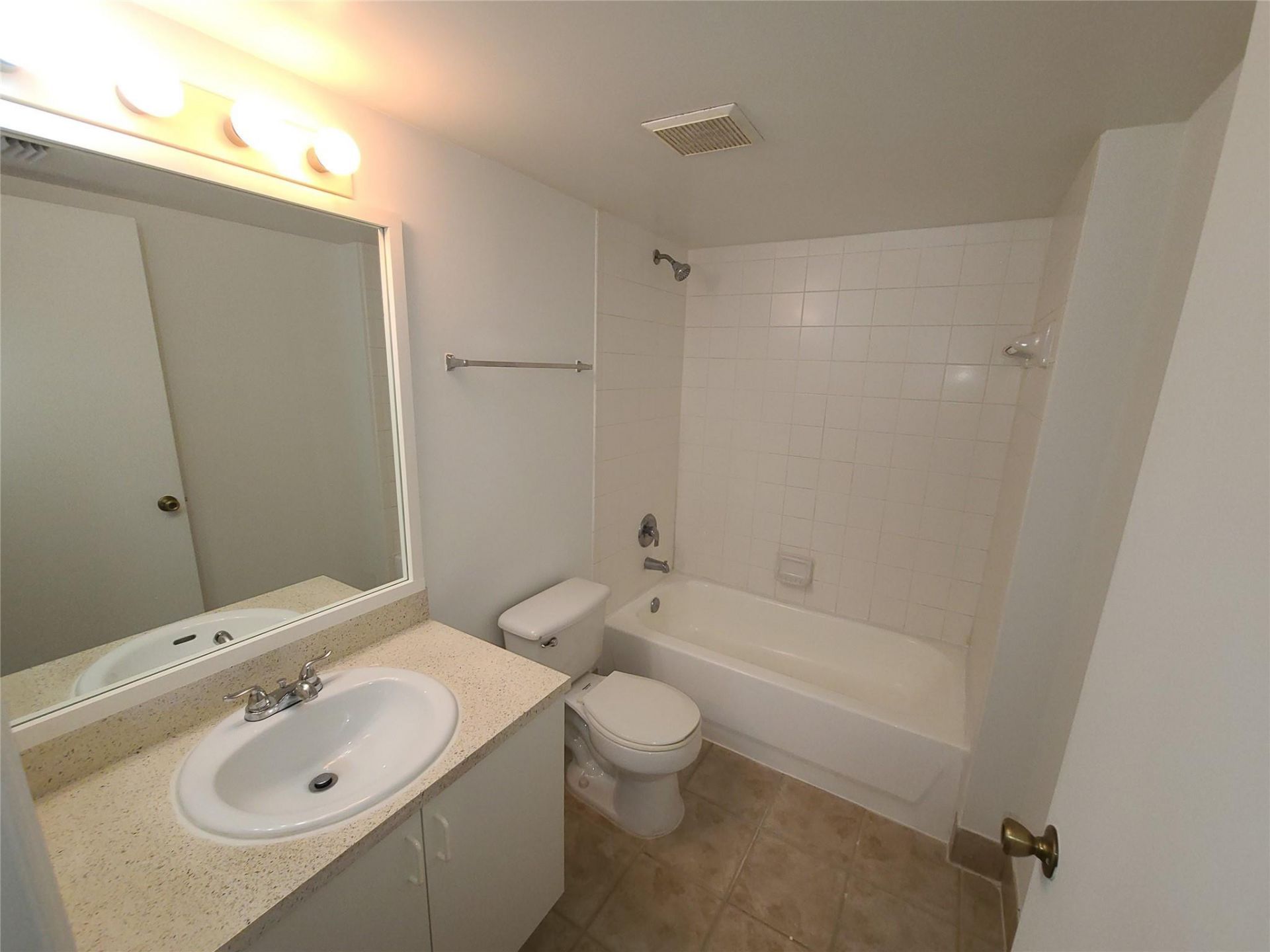 4159 N Haverhill Road, Unit 1316, West Palm Beach, FL 33417 Photo
