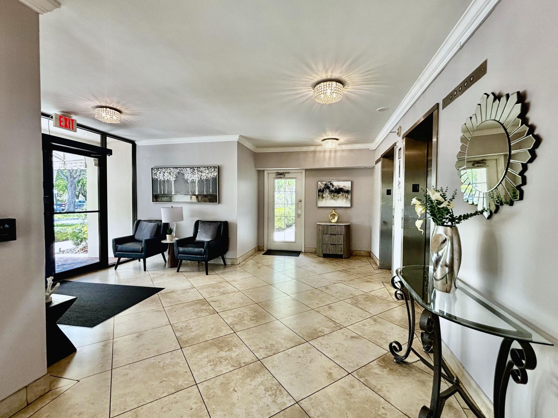 3930 Oaks Clubhouse Drive, Unit 506, Pompano Beach, FL 33069 Photo