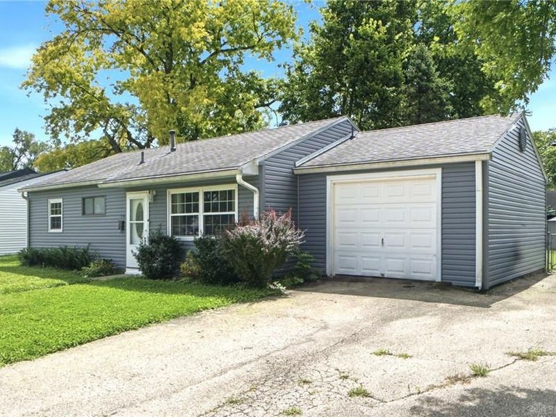 10 Regina Drive, Fairborn, OH 45324 Photo 2