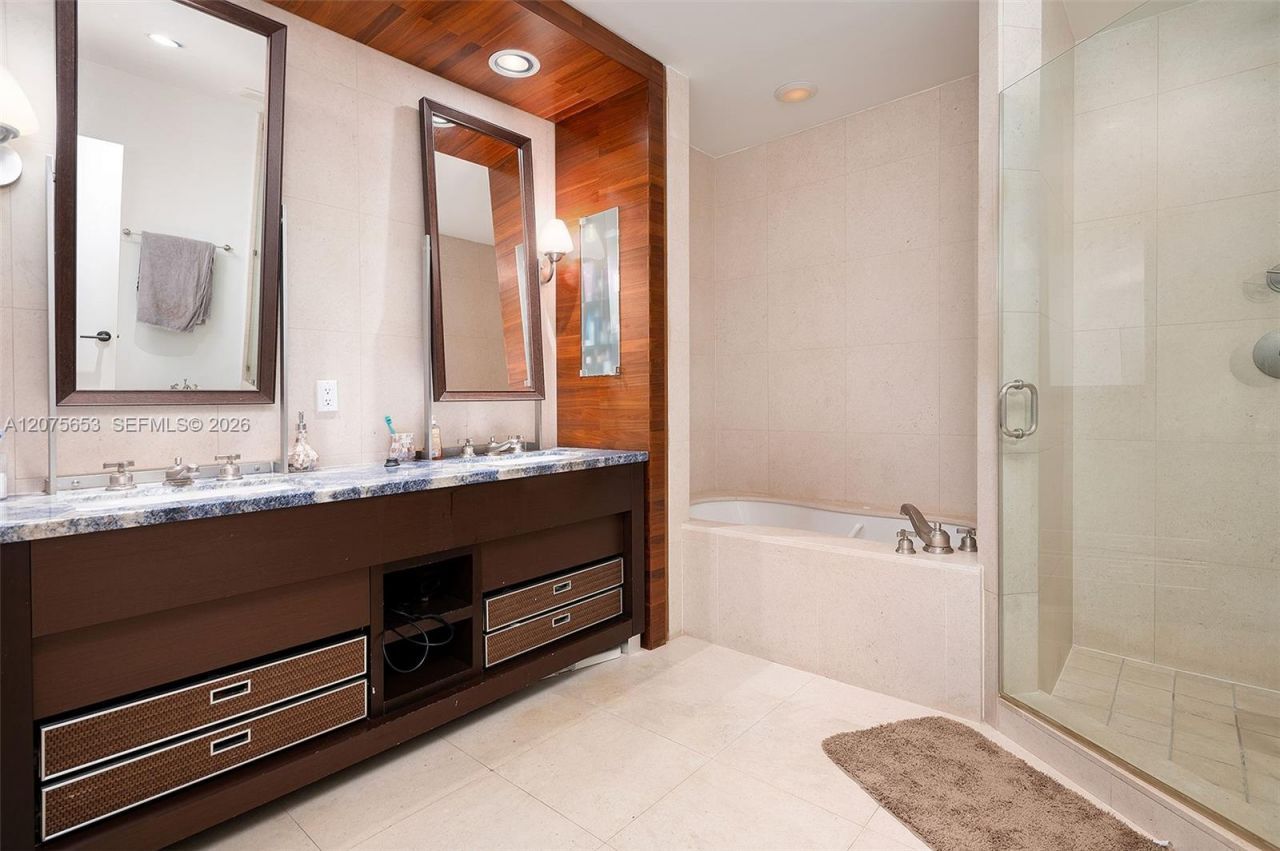 6799 Collins Ave , Unit 510, Miami Beach, FL 33141 Photo