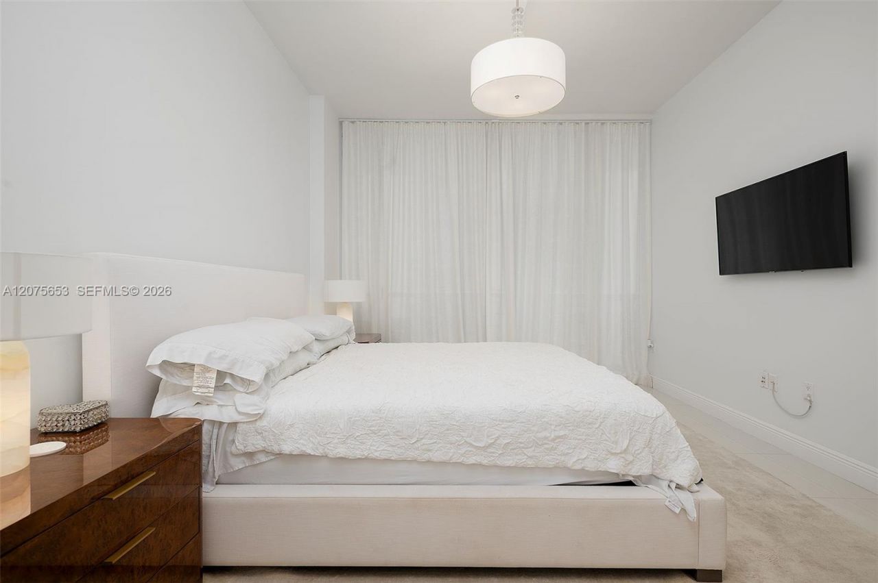 6799 Collins Ave , Unit 510, Miami Beach, FL 33141 Photo