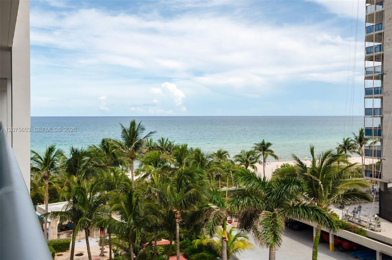 6799 Collins Ave , Unit 510, Miami Beach, FL 33141 Photo