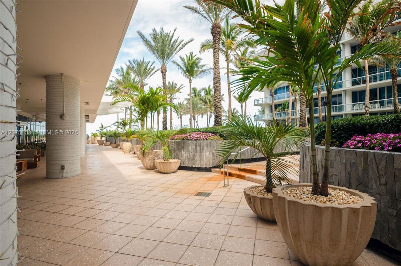 6799 Collins Ave , Unit 510, Miami Beach, FL 33141 Photo