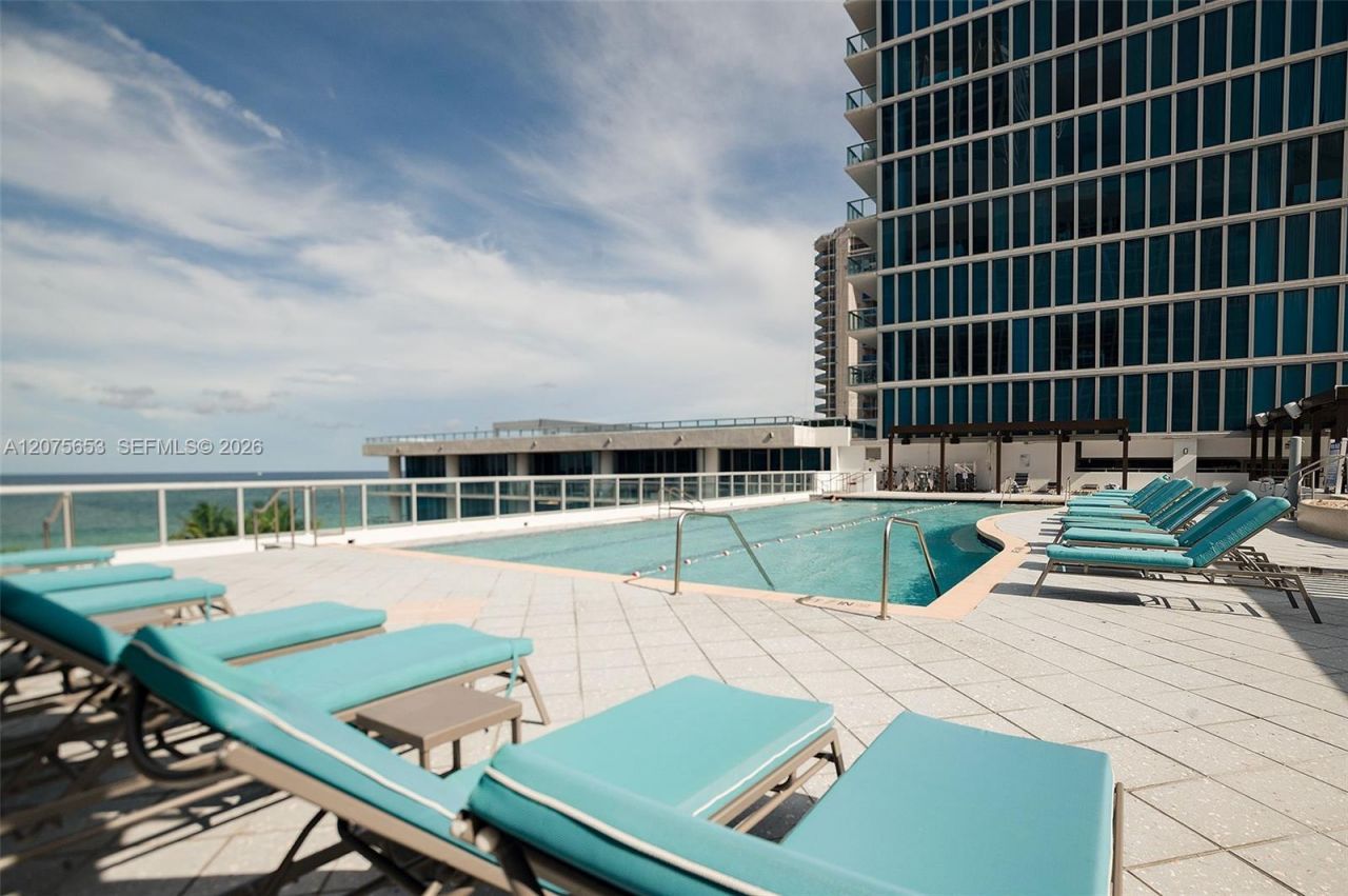 6799 Collins Ave , Unit 510, Miami Beach, FL 33141 Photo