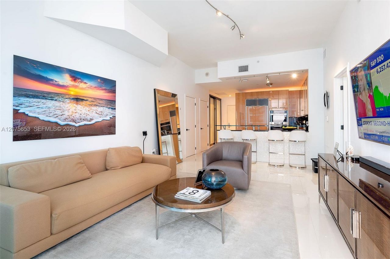 6799 Collins Ave , Unit 510, Miami Beach, FL 33141 Photo