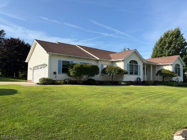 9035 Cabriolet Avenue, Concord Twp, OH 44060