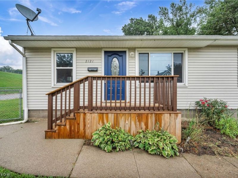 2121 9th Street SW, Akron, OH 44314 Photo 3