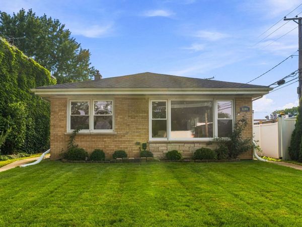 8344 Kedvale Avenue , Skokie, IL 60076