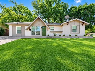 6207 Ivy Hill Road, Fort Worth, TX 76135