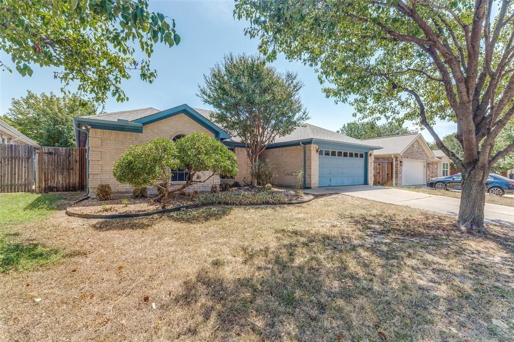 8104 Berkshire Drive, Fort Worth, TX 76137 Main Photo