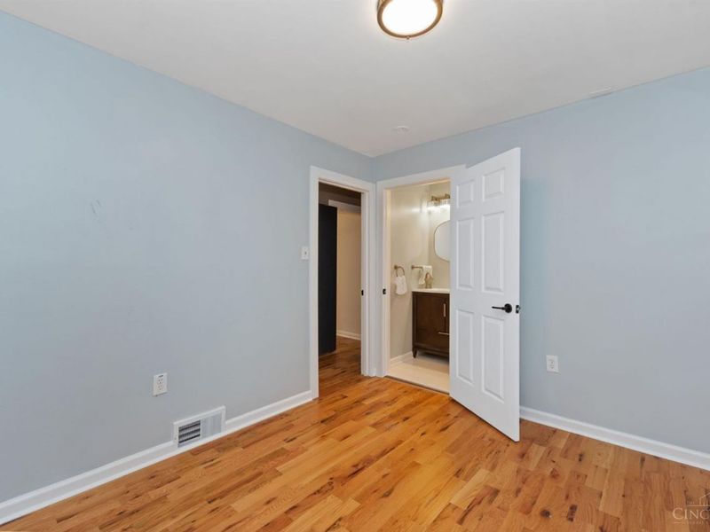 5018 Ravenna Street, Cincinnati, OH 45227 Photo 22