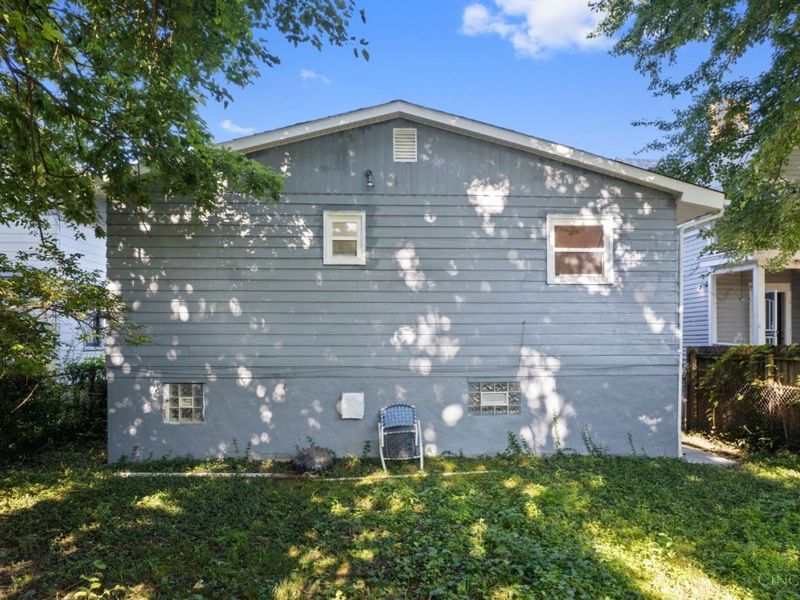 5018 Ravenna Street, Cincinnati, OH 45227 Photo 4