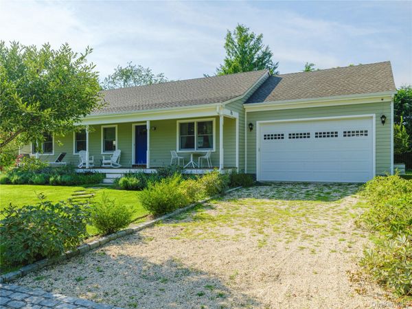 435 Sound Road, Greenport, NY 11944