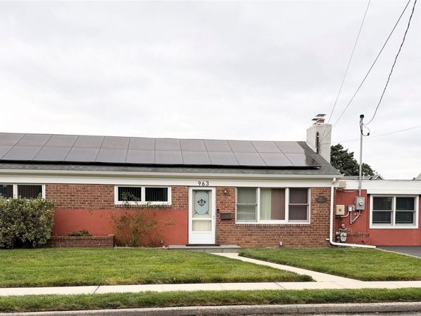 963 Hastings Street , Baldwin, NY 11510