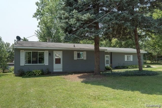 475 Conway Street, Walled Lake, Mi 48390 Main Photo
