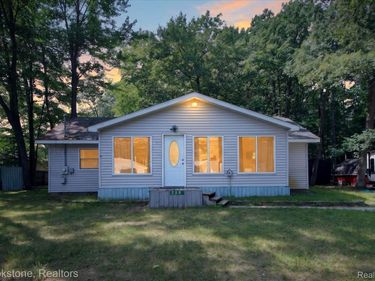 228 Oakdale Drive, Denton Township, Mi 48651