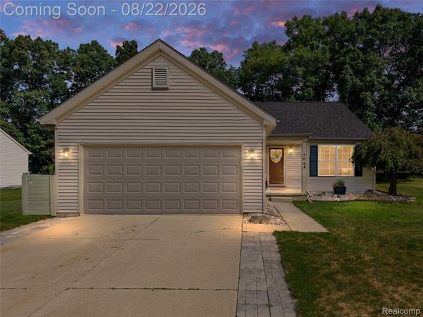 404 Lydia Lane, Linden, Mi 48451