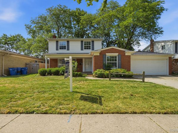 11354 Meadowbrook Drive, Warren, Mi 48093