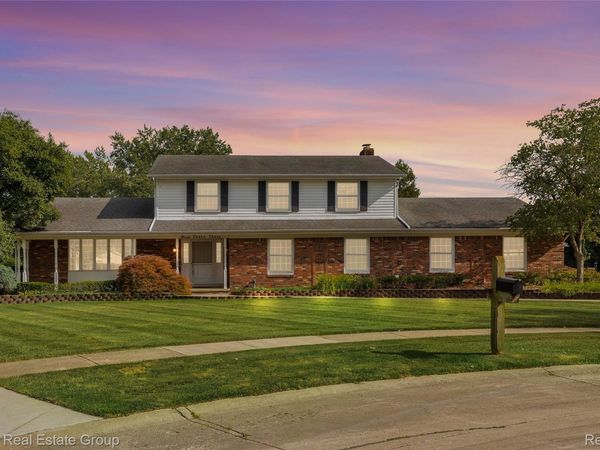943 Huntsford Court, Troy, Mi 48084