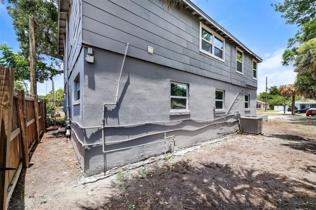 2624 13th Avenue S, Saint Petersburg, FL 33712 Photo