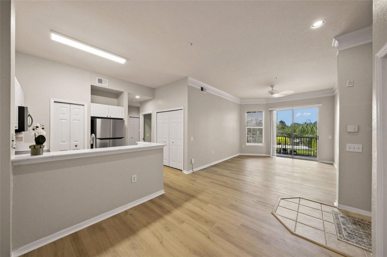 5152 Northridge Road, Unit 304, Sarasota, FL 34238 Photo