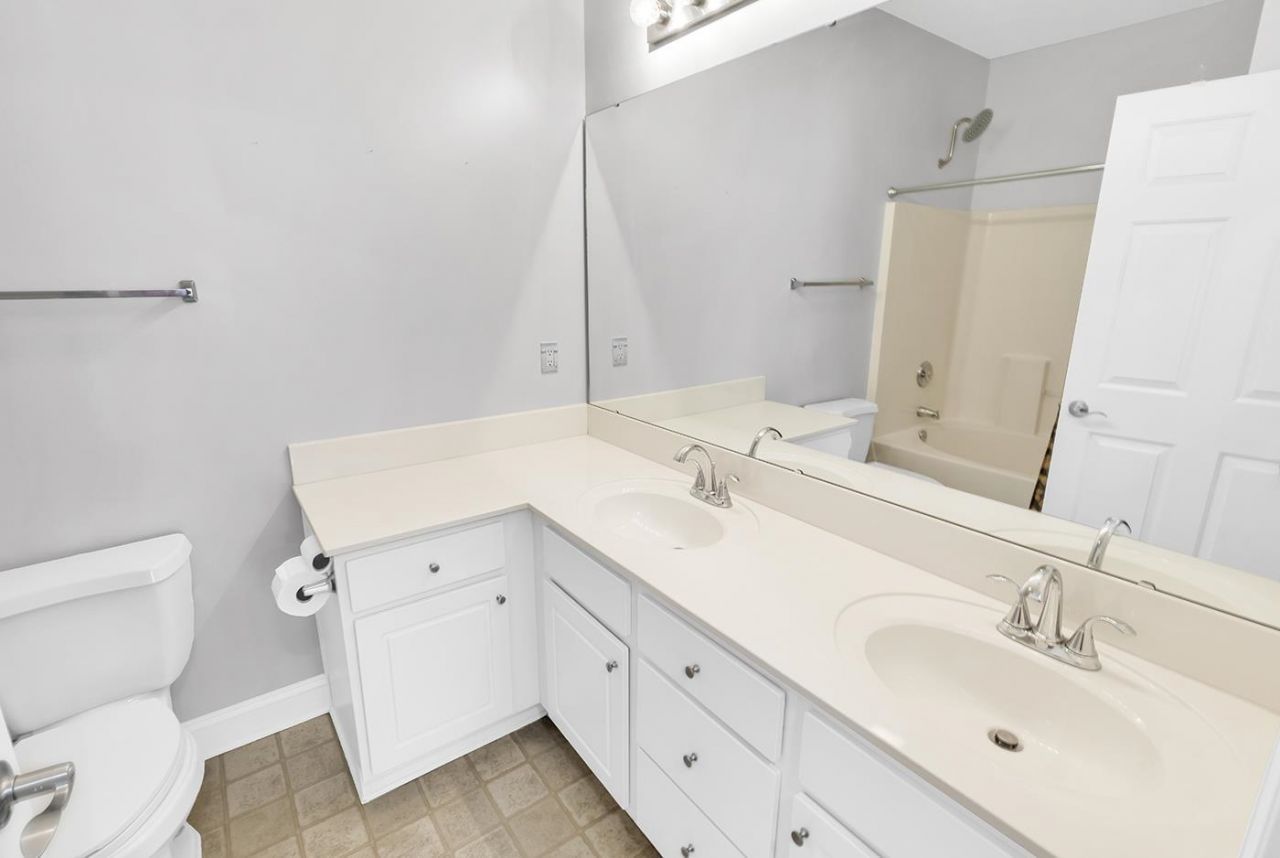 4933 Crab Pond Ct. Photo 22