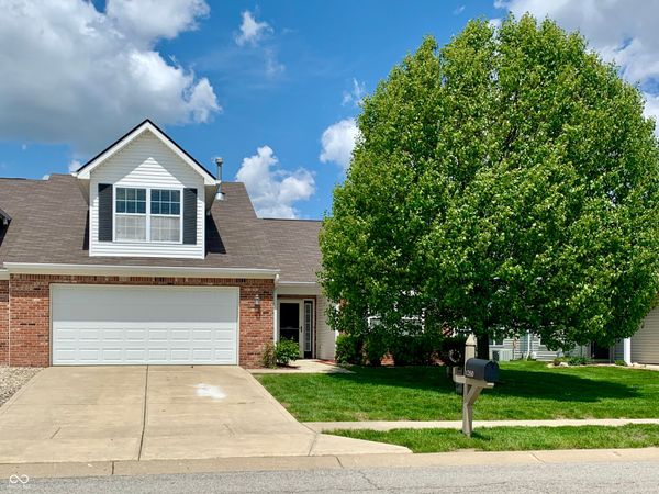 1350 Hamilton Drive , Greenwood, IN 46143