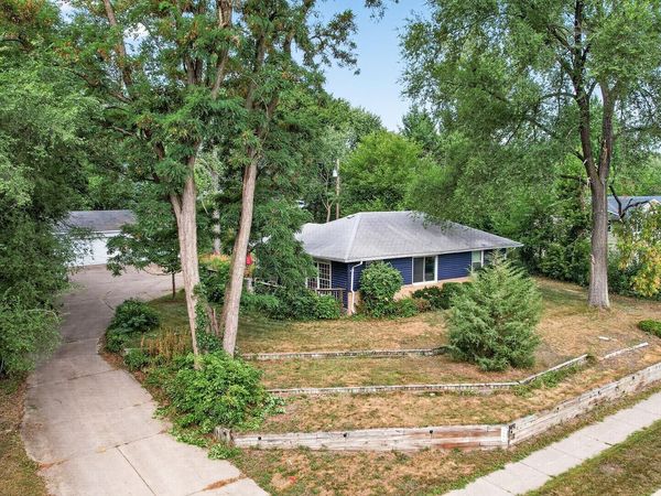 1684 Long Lake Road, New Brighton, MN 55112