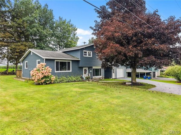 2718 Forest Hill Drive , Auburn, NY 13021