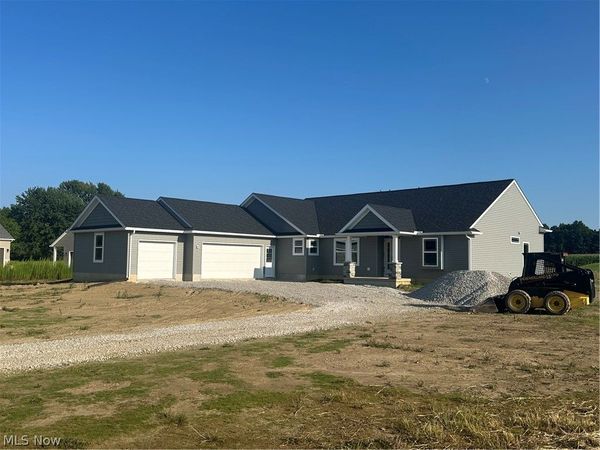 52101 N Ridge Road , Vermilion, OH 44089