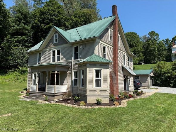 42210 State Route 154 , Lisbon, OH 44432