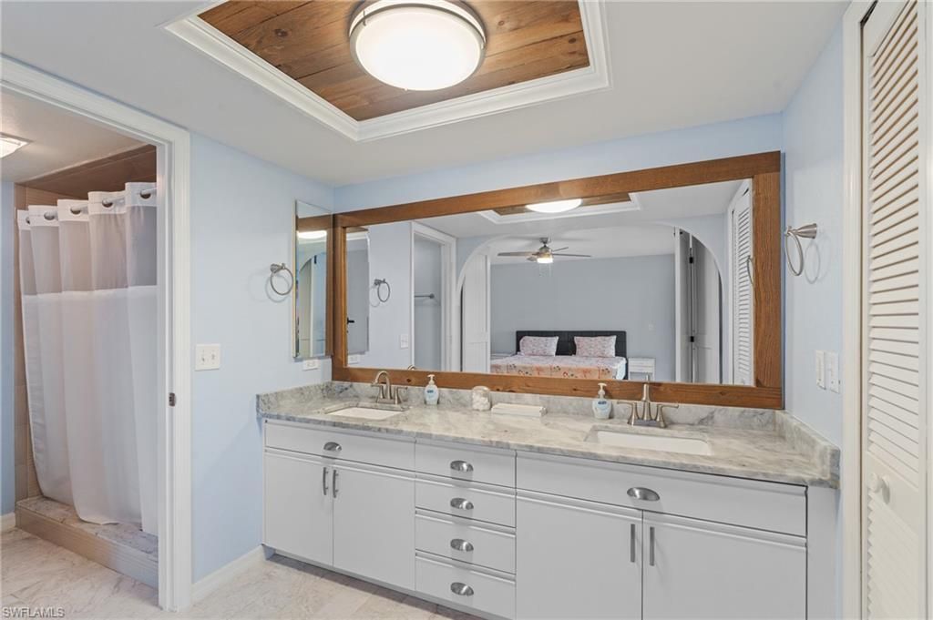 4230 SE 20th Pl, Unit 302, Cape Coral, FL 33904 Photo