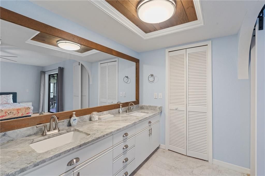4230 SE 20th Pl, Unit 302, Cape Coral, FL 33904 Photo