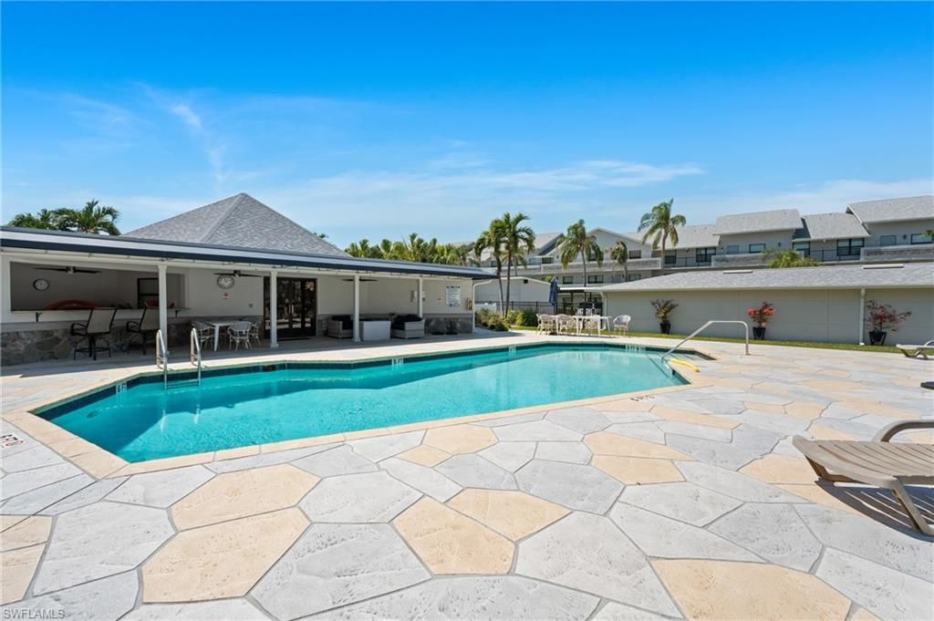 4230 SE 20th Pl, Unit 302, Cape Coral, FL 33904 Photo
