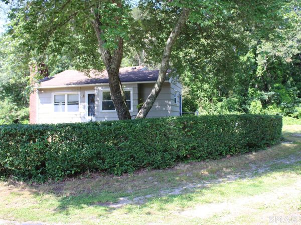 6 Nelson, Preston, CT 06365