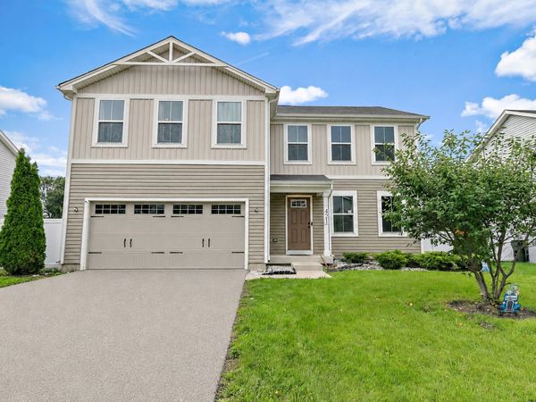 421 E Meadowdale Circle , Hampshire, IL 60140