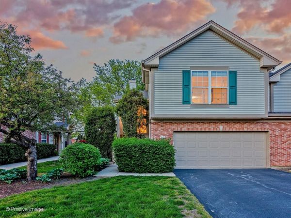 121 Commons Court , Wheeling, IL 60090