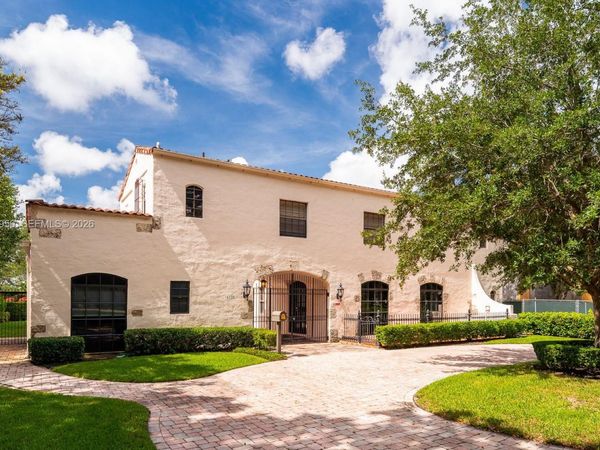 4128 Pinta Ct, Coral Gables, FL 33146