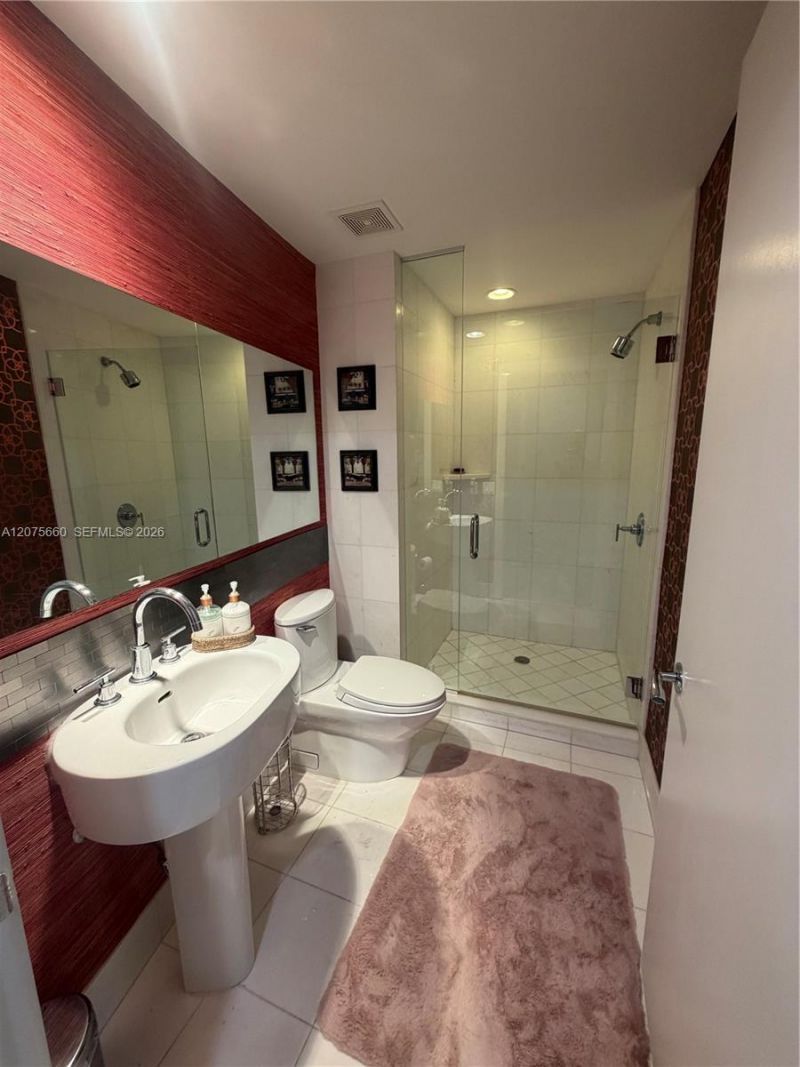 2950 NE 188th St , Unit 325, Aventura, FL 33180 Photo