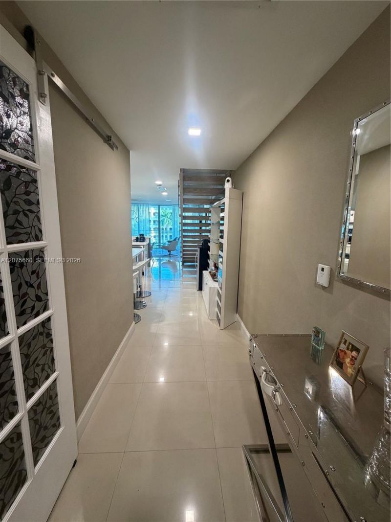 2950 NE 188th St , Unit 325, Aventura, FL 33180 Photo
