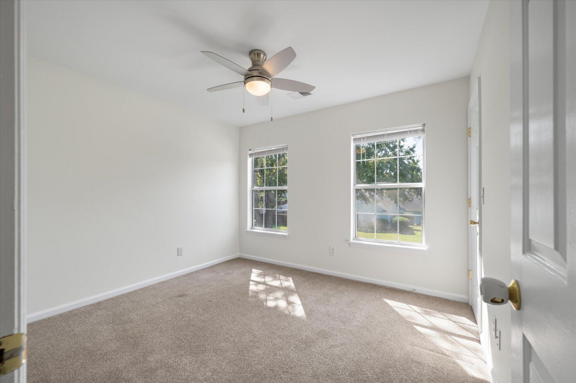 3293 Heathland Way Photo 13