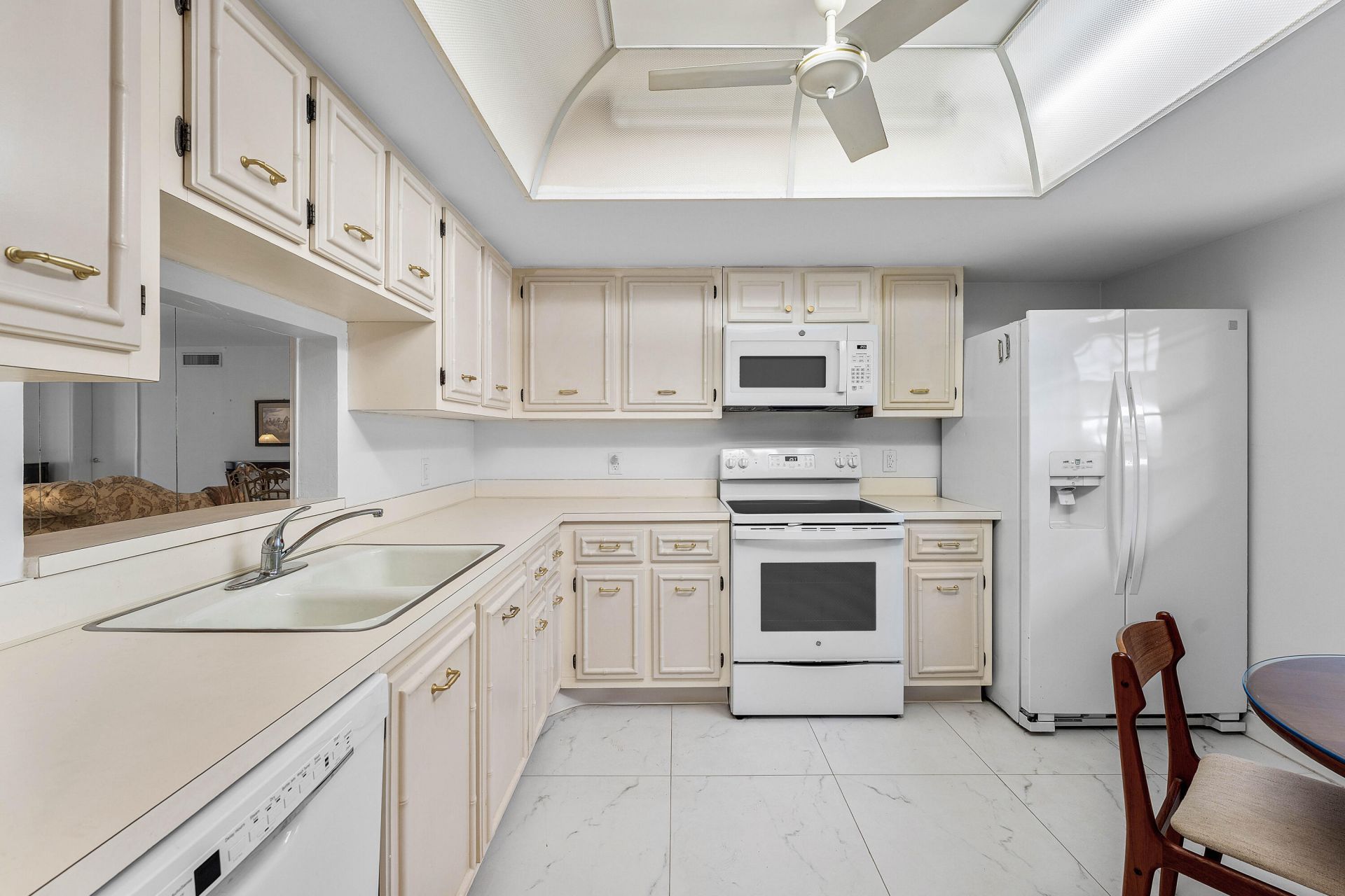 250 John F Kennedy Drive, Unit 107, Atlantis, FL 33462 Photo