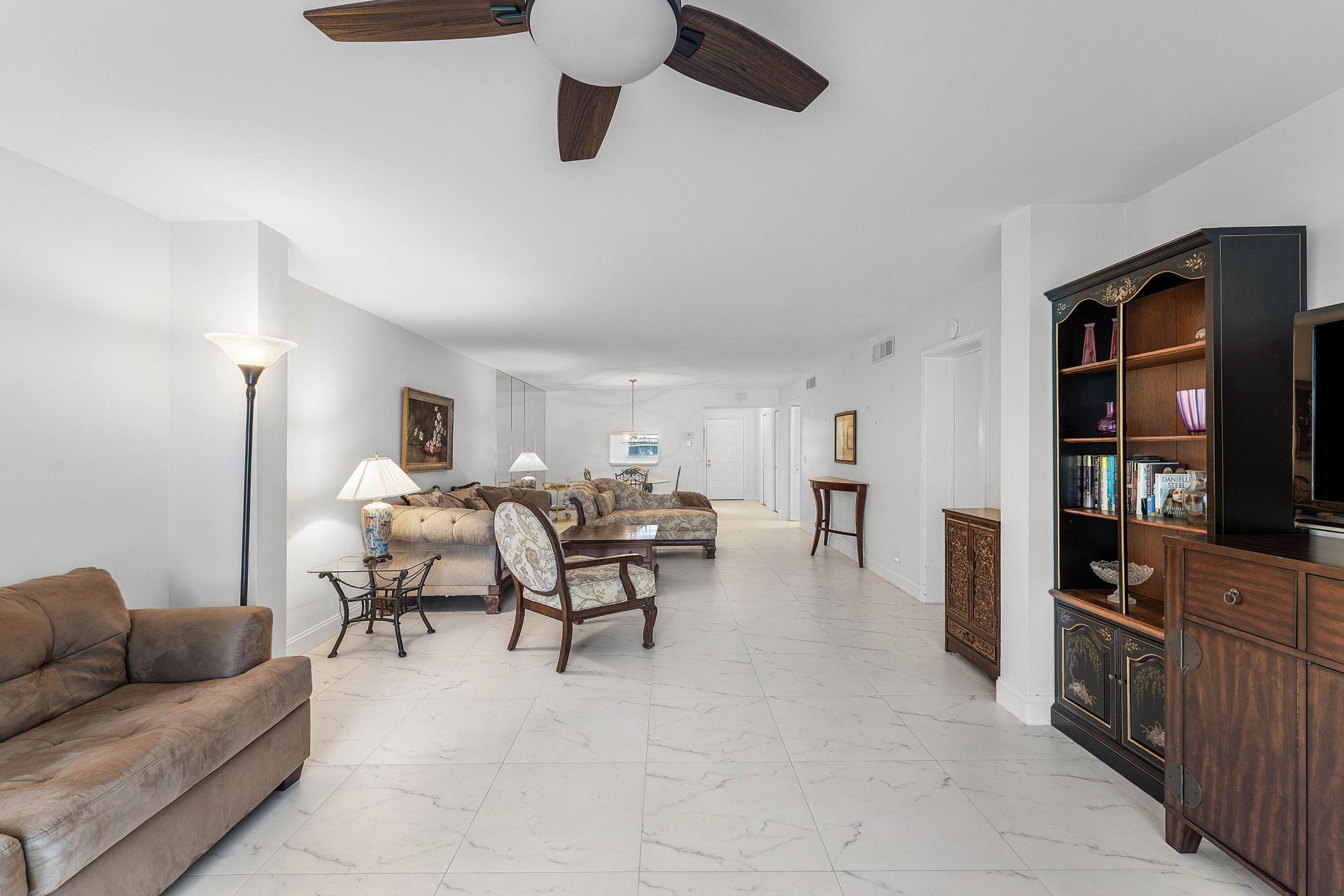 250 John F Kennedy Drive, Unit 107, Atlantis, FL 33462 Photo