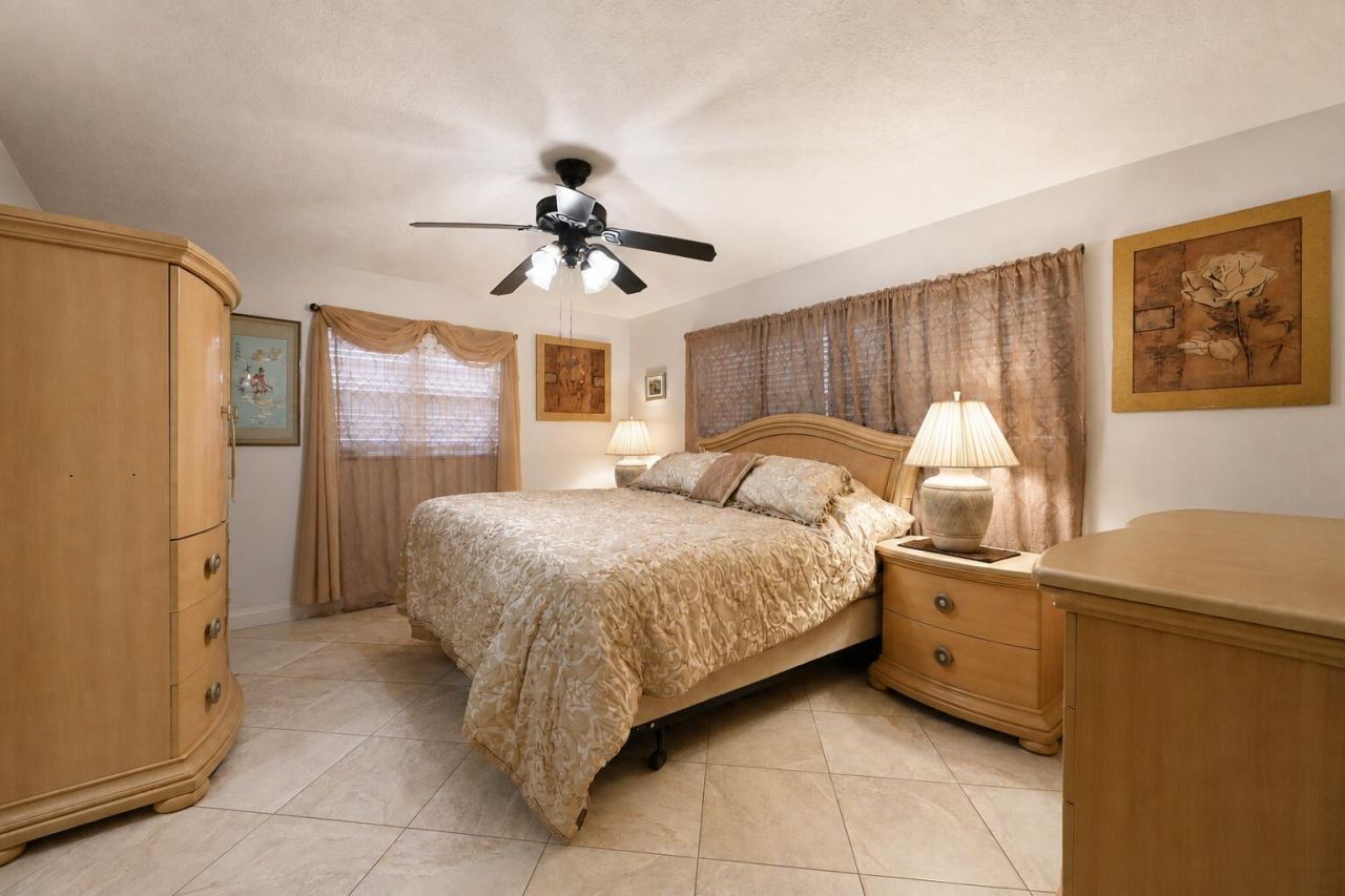 1229 SW Cynthia Street, Port Saint Lucie, FL 34983 Photo
