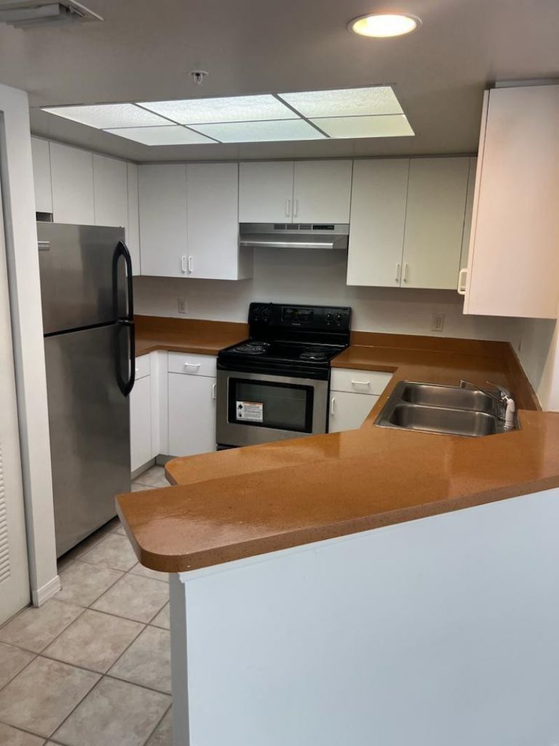 4177 N Haverhill Road, Unit 810, West Palm Beach, FL 33417 Photo