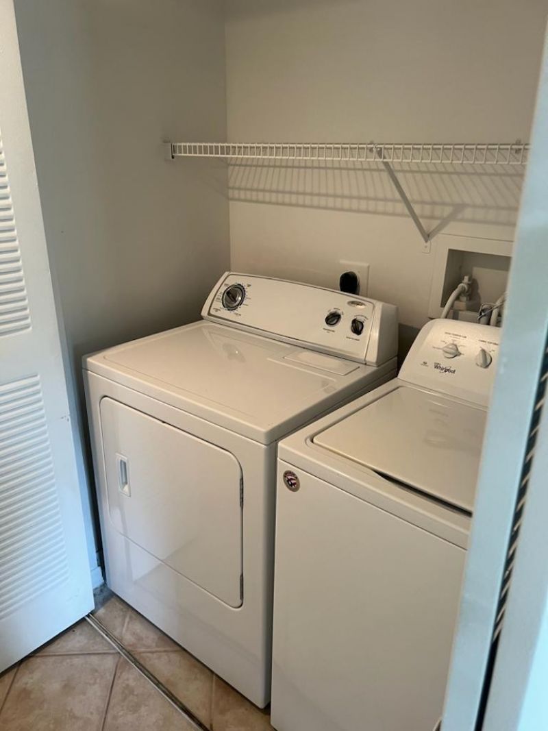 4177 N Haverhill Road, Unit 810, West Palm Beach, FL 33417 Photo
